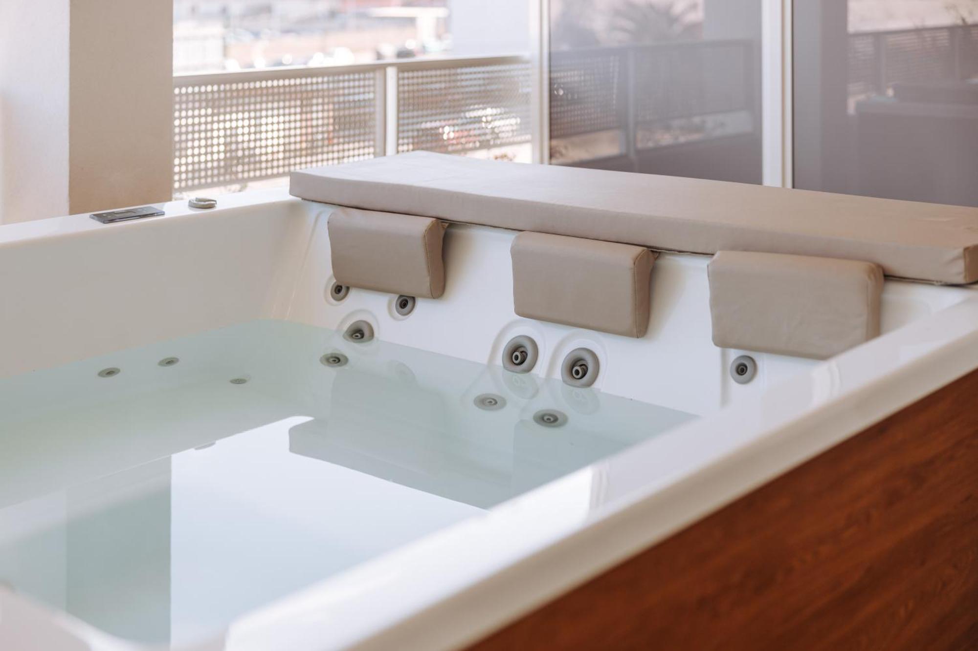 Marisabella Suite Spa 3 Bari Eksteriør billede