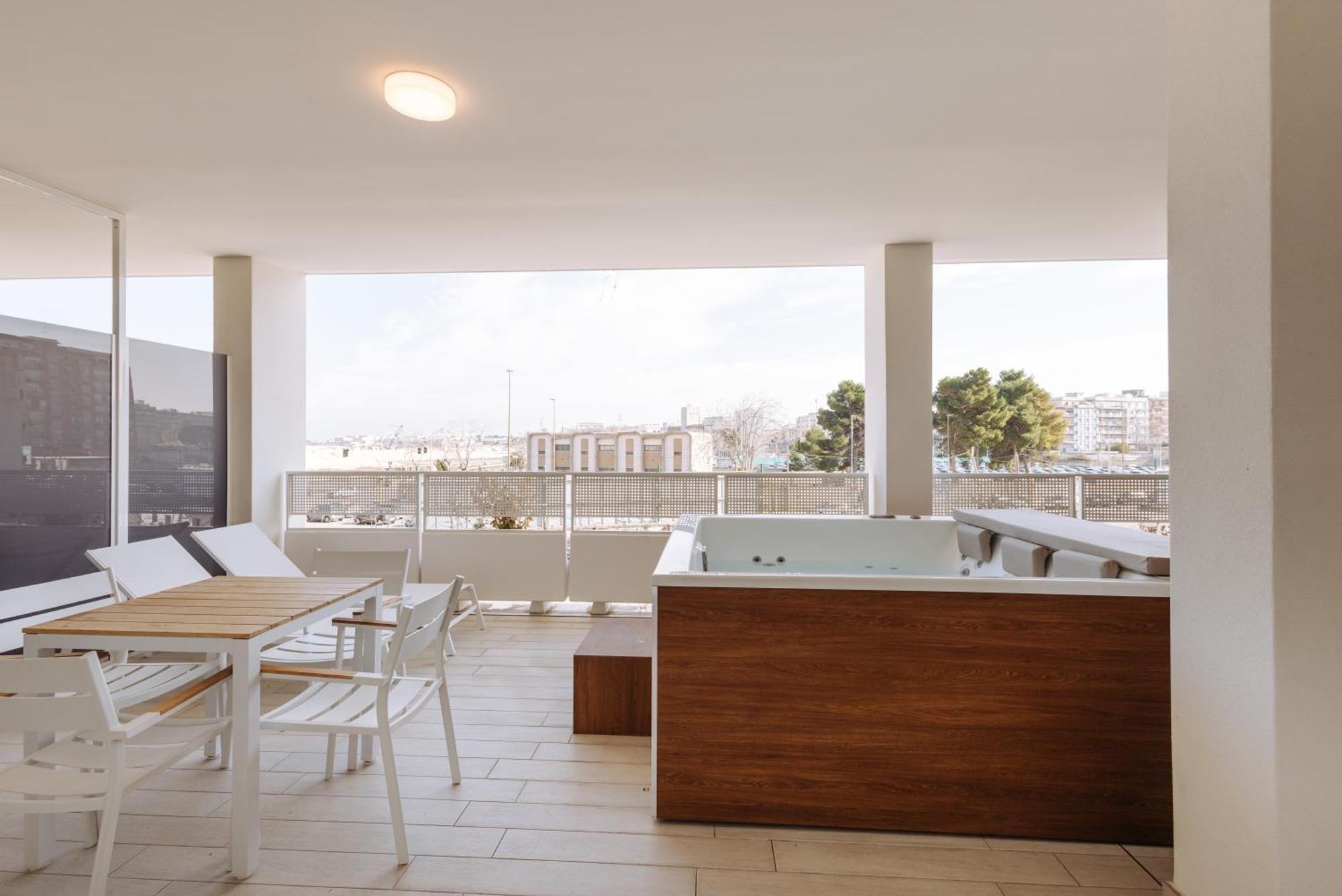 Marisabella Suite Spa 3 Bari Eksteriør billede